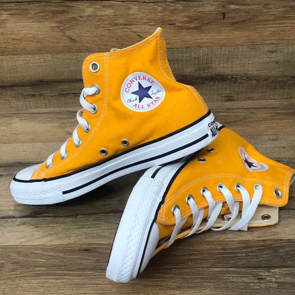 CONVERSE HIGH TOP BRAND NEW - Picture 12 of 14